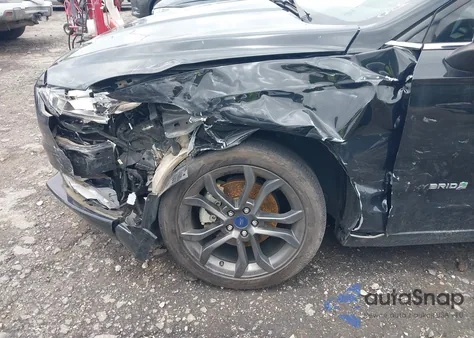 2018 Ford Fusion Hybrid Se from USA, damaged, VIN 3FA6P0LU7JR137495